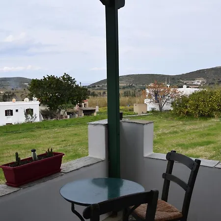 Smaragdi - Naxian Traditional House With Panoramic View At Eggares Village *