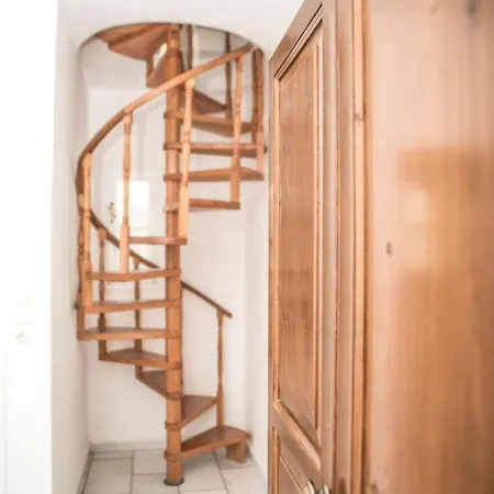 Smaragdi - Naxian Traditional House With Panoramic View At Eggares Village *